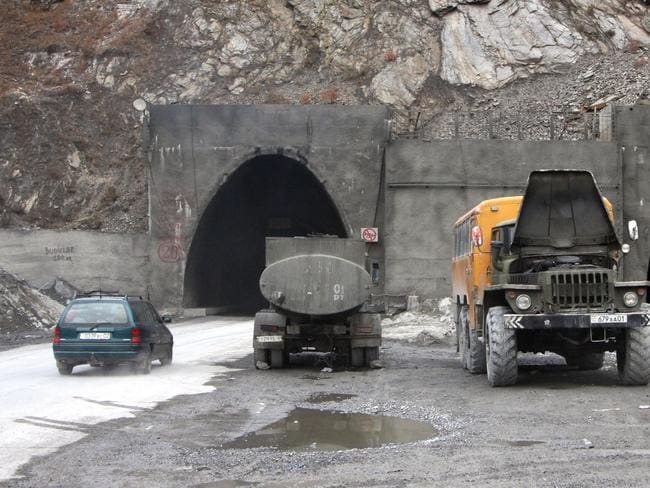 Terowongan Anzob, terowongan kematian di Tajikistan