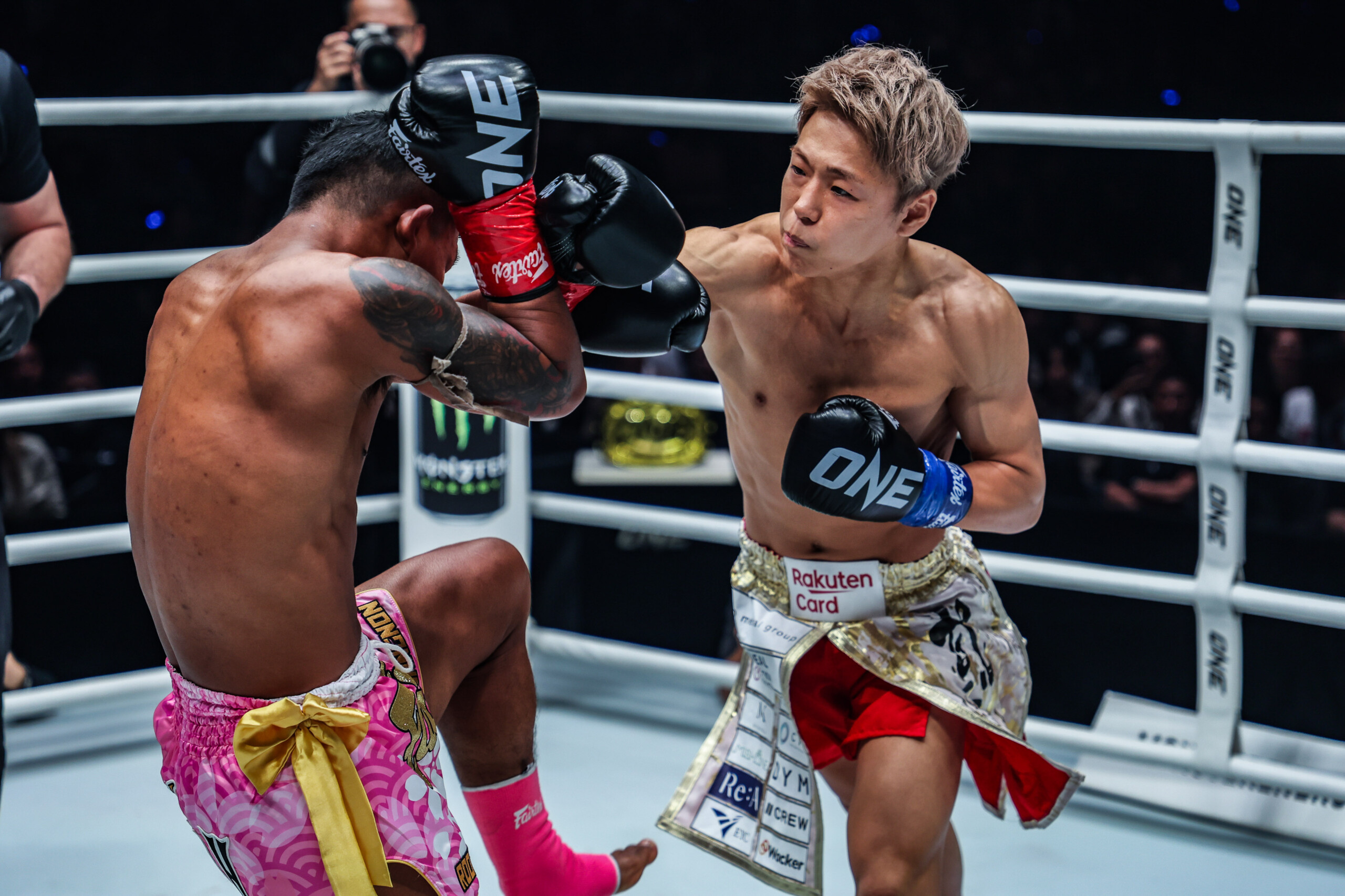 Takeru Incar Pembalasan Sempurna Kontra Rodtang Di ONE SAMURAI 1