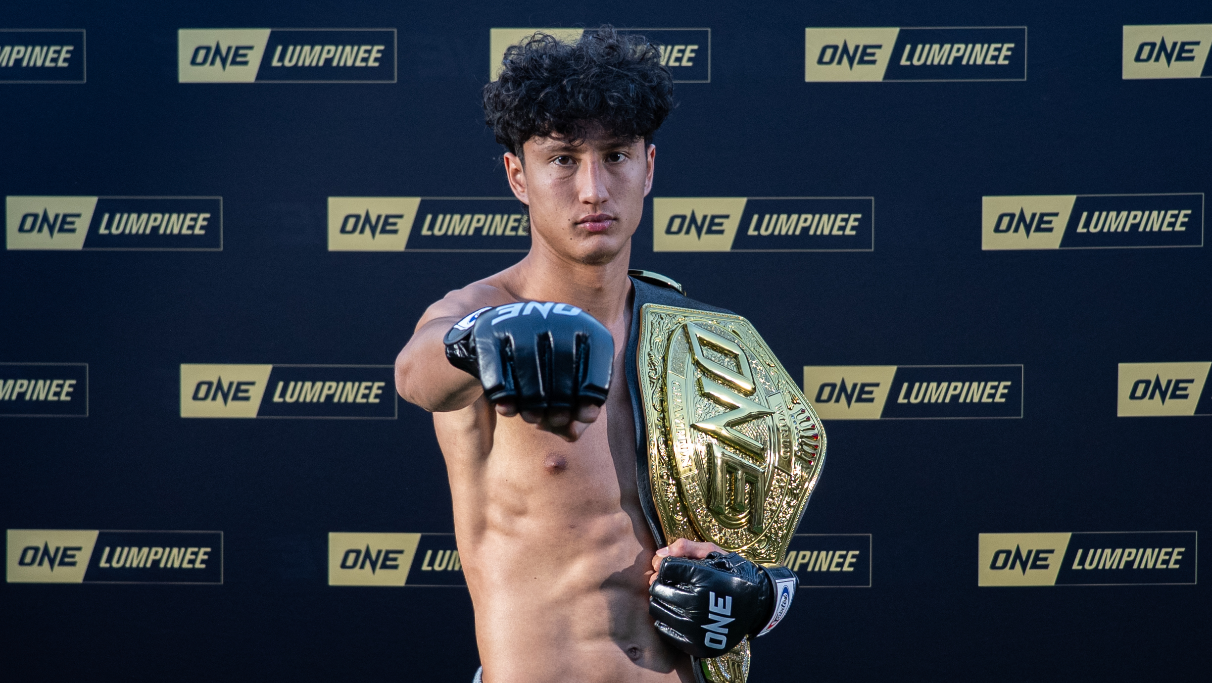 Juara Muay Thai Nabil Anane Ceritakan Sunyi dan Sepinya Latihan di Bulan Ramadan
