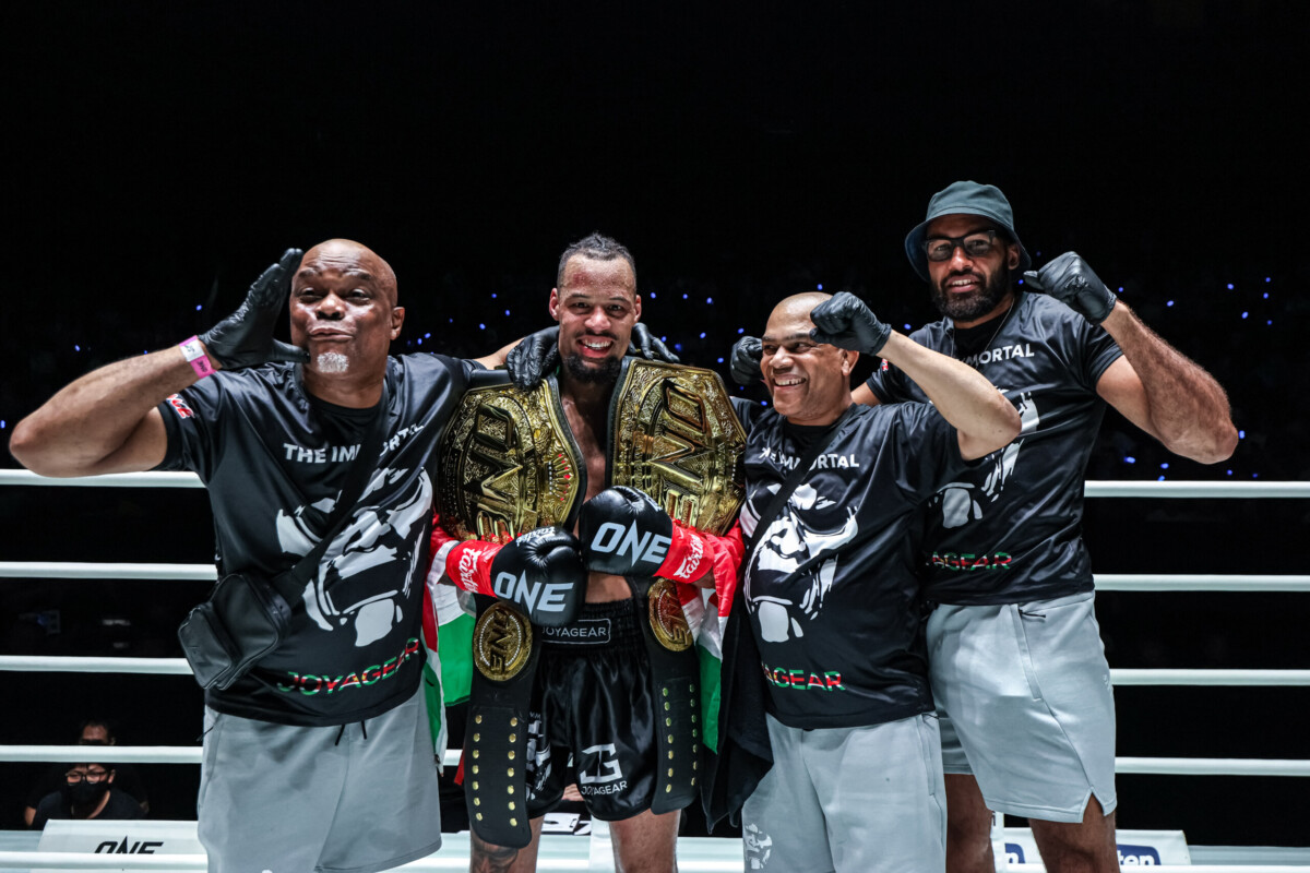 Dominasi Rungrawee, Regian Eersel Rebut Kembali Gelar ONE Lightweight Kickboxing