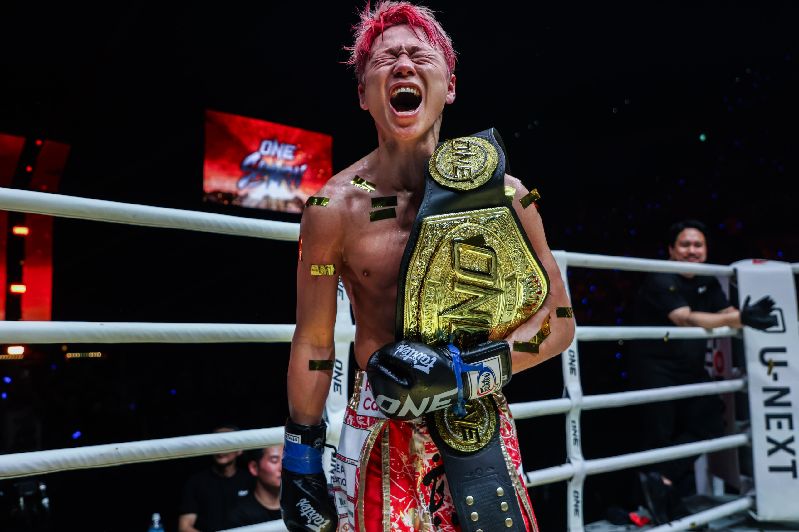 Takeru Taklukkan Rodtang Dalam Laga Klasik Untuk Rebut Gelar Interim Kickboxing