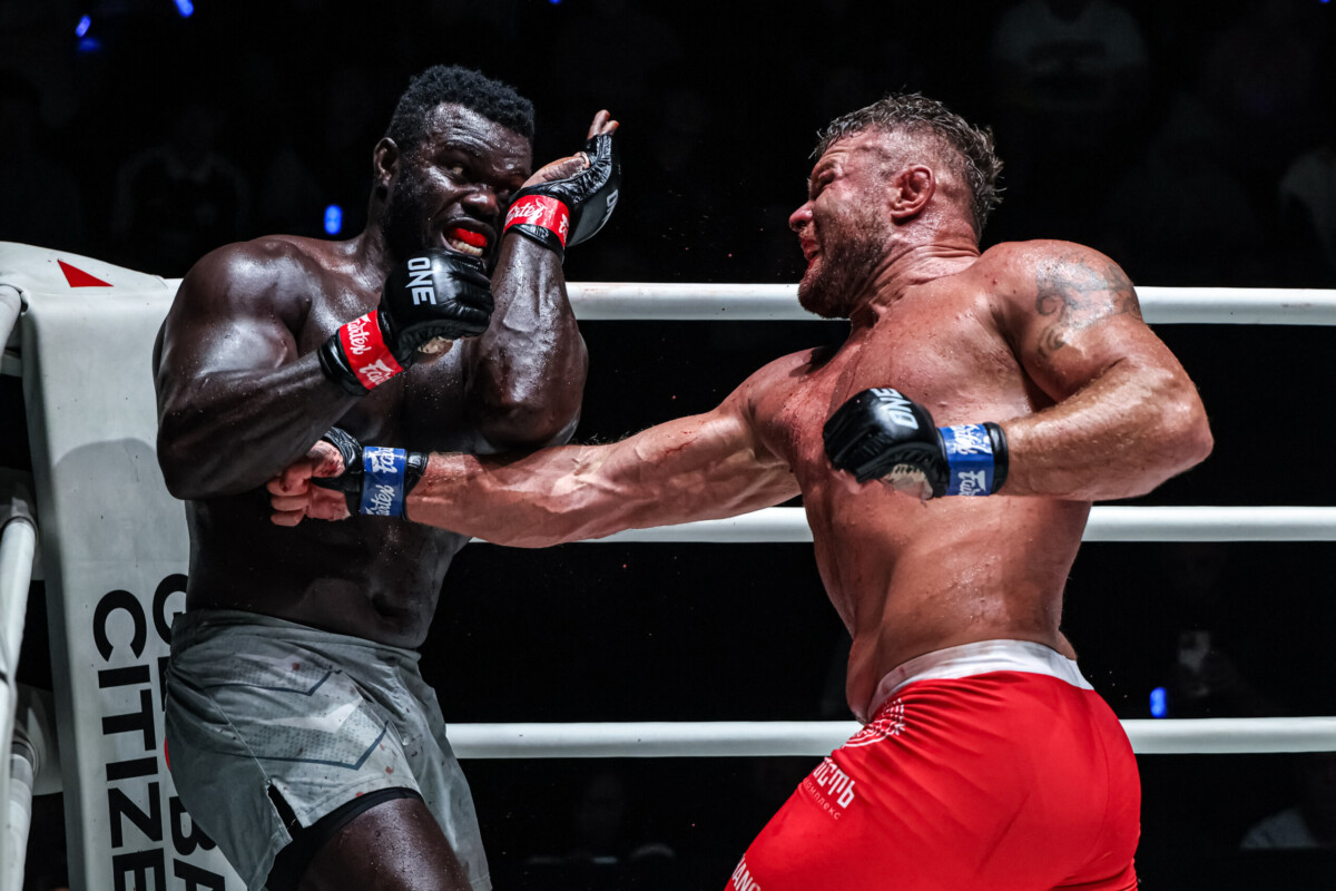 The Inner Circle 15 Mei: Anatoly Malykhin Tutup Karier Sebagai Juara MMA 3 Divisi