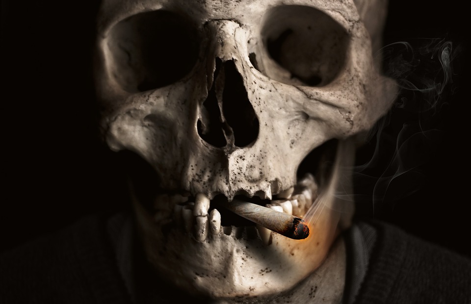 Resmi, Mulai Tanggal 1 Januari 2020 Harga Rokok Naik Sebesar 35%