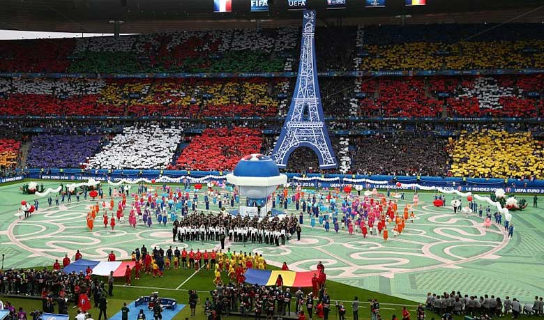 4 Fakta Upacara Pembukaan EURO 2016 yang Gak Boleh Dilewatin