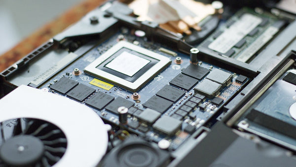 Beli Laptop Gaming Dengan Budget Tipis, Emang Bisa? Simak Tips-nya Yuk, GanSist!