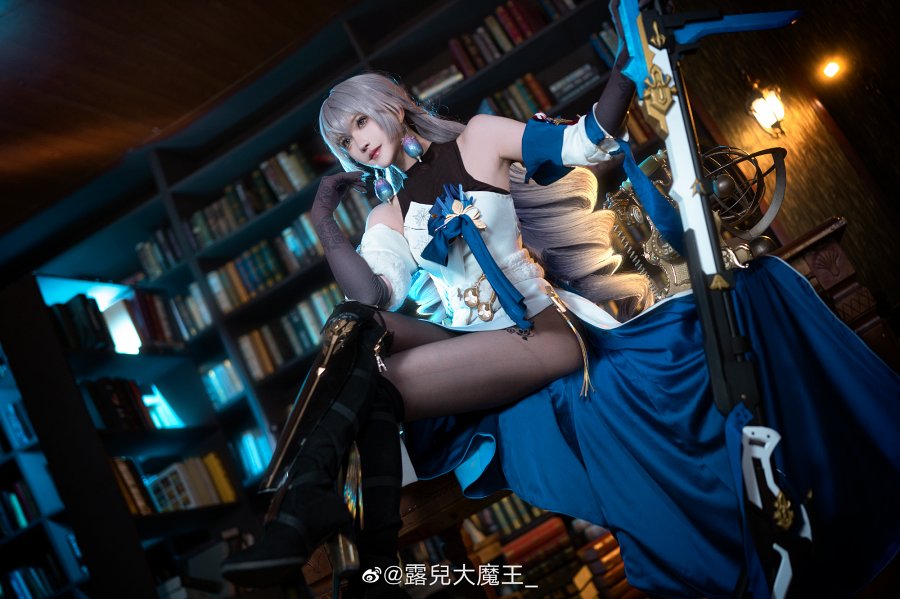 Gak Ada Obat! Cosplay Bronya yang Mengagumkan dari Honkai: Star Rail