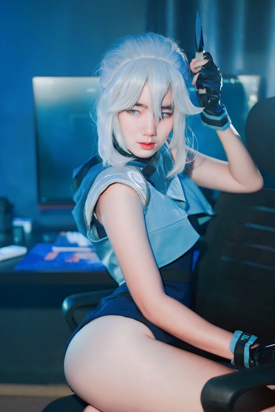 Cantik &amp; Seksi, Lihatlah Cosplay Karakter Jett dari Valorant 