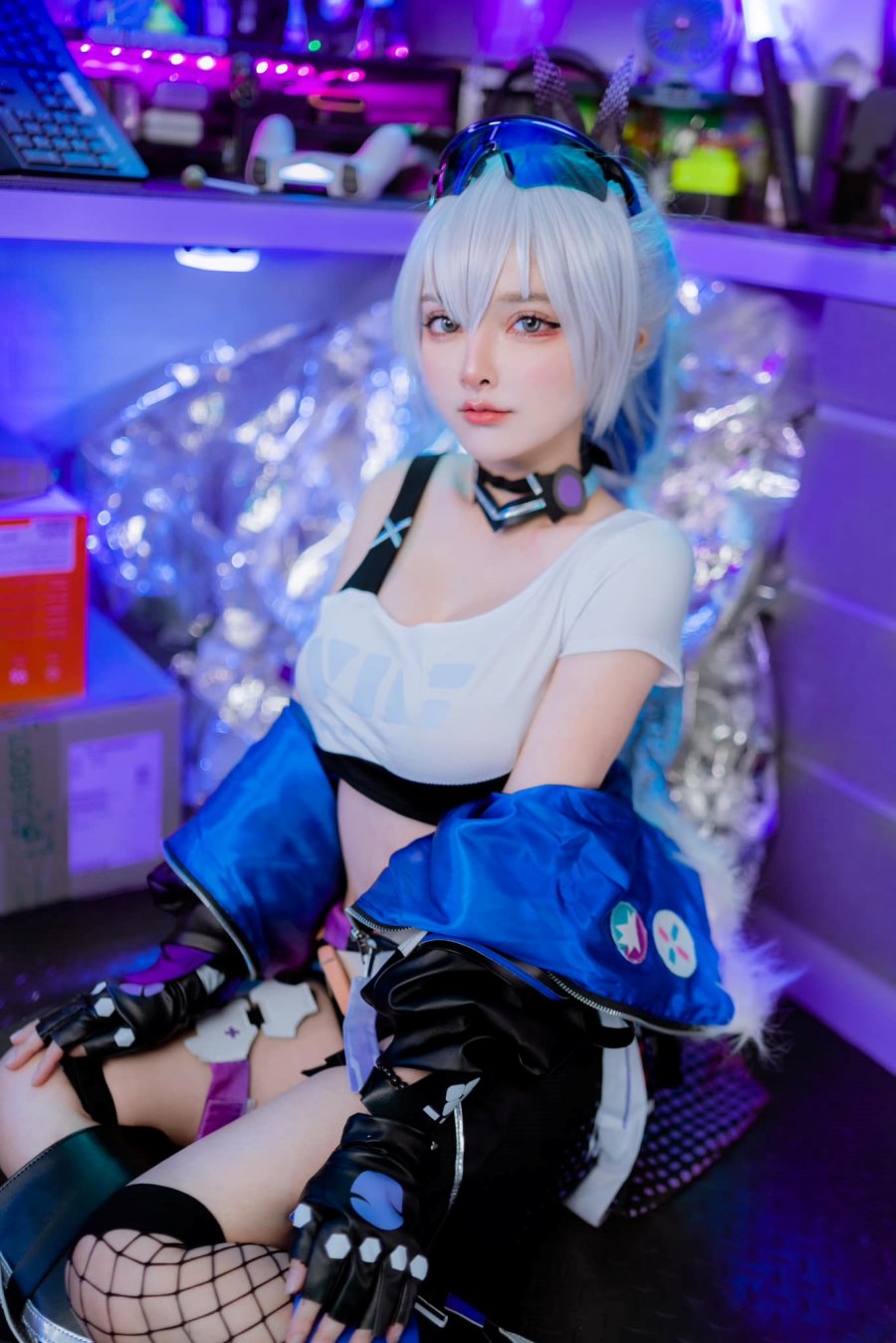 Cosplay Silver Wolf dari Honkai: Star Rail, Si Kecil yang Sangat Lucu