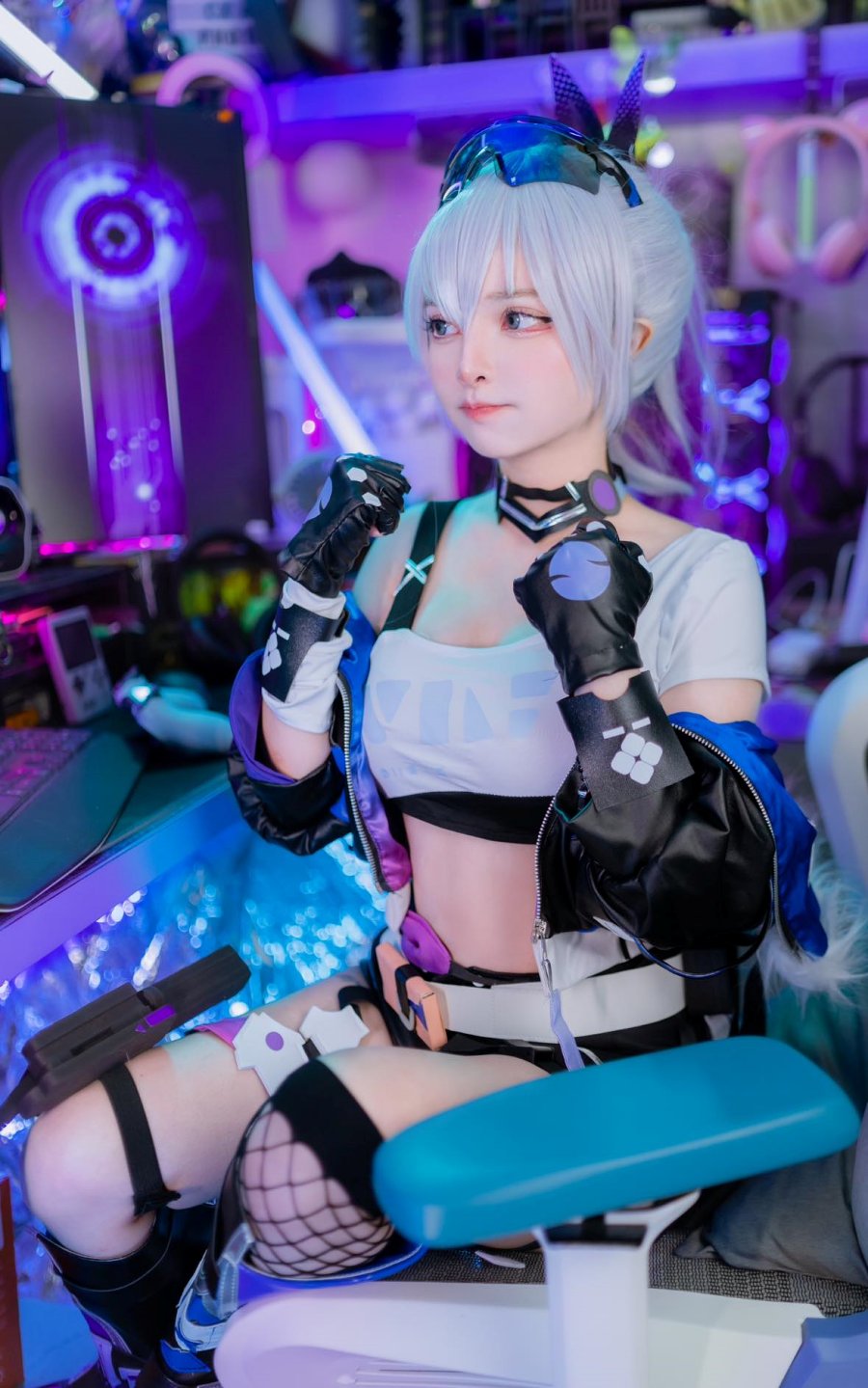 Cosplay Silver Wolf dari Honkai: Star Rail, Si Kecil yang Sangat Lucu