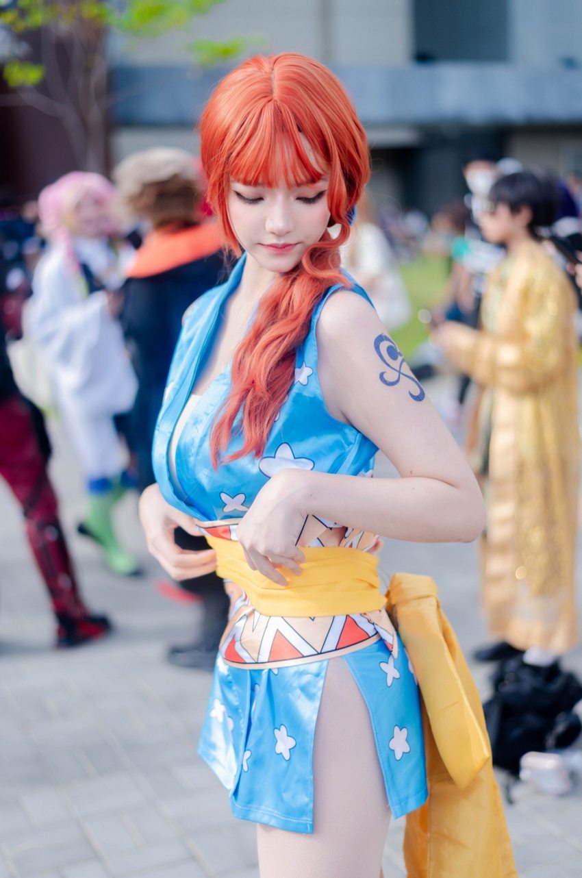 Nami One Piece, Cosplayer Cantik yang Bikin Terpesona!