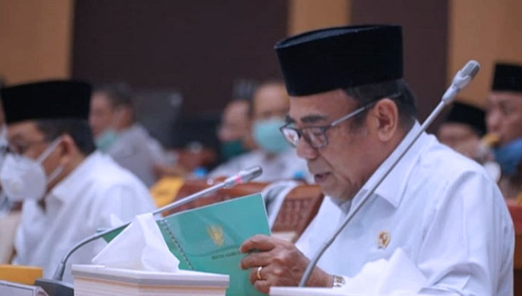 desakan-reshuffle-menag-ri-makin-ramai-ini-respon-pendeta-romo-chrisanctus