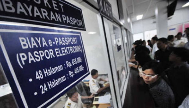 Imigrasi Batalkan Syarat Tabungan Rp 25 Juta untuk Pemohon Paspor
