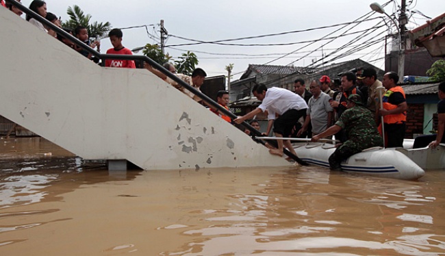 Banjir Jakarta Era Anies, Ahok, Jokowi, dan Sikap Ketiganya