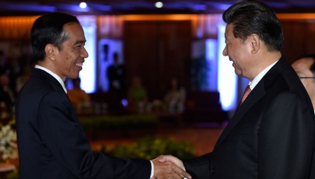 &#91;Pro - Kontra&#93; Kebijakan Ekonomi Jokowi Dinilai Condong Ke CINA