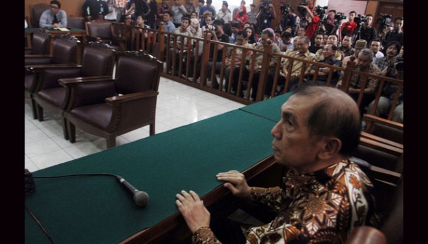 KPK Kalah Lagi: Kenapa Putusan Hakim Praperadilan Bahaya?