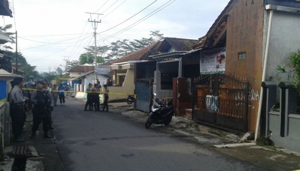 Dibawa Densus ke Jakarta, Wanita Ini Takbir 'Allahuakbar'