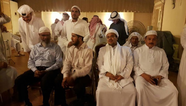Rizieq Syihab Masih di Arab Saudi, Kapolda: Lagi Enak Ibadah