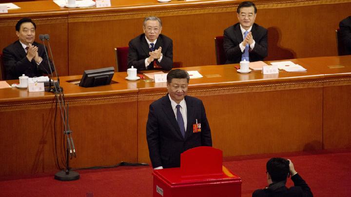 Mahasiswa Cina Seluruh Dunia Protes Jabatan Abadi Xi Jinping