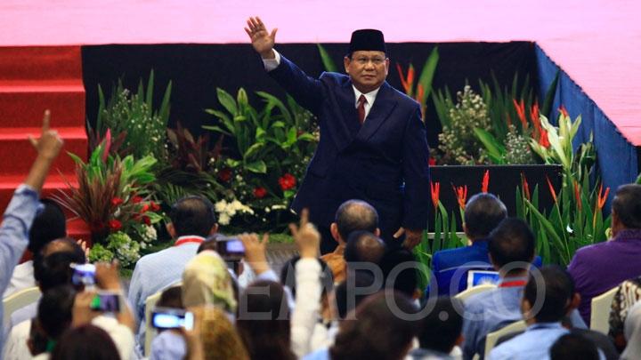 Survei: Jokowi Unggul di Kalangan Lulusan SD, Prabowo di Sarjana 