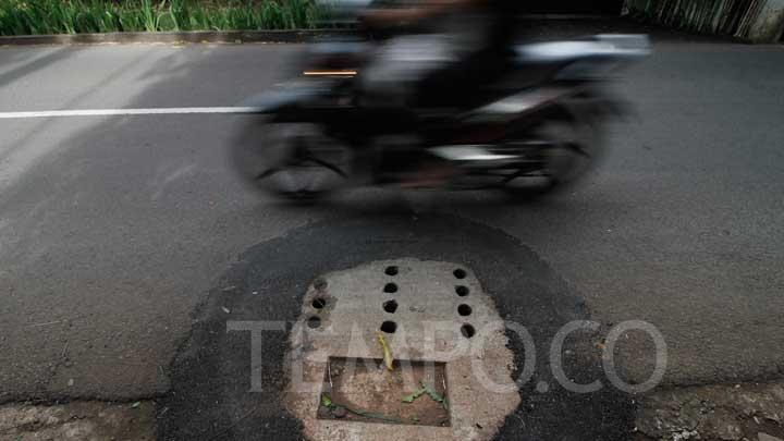 Sidak Pengerjaan Sumur Resapan, Ketua DPRD DKI: Merusak Jalan