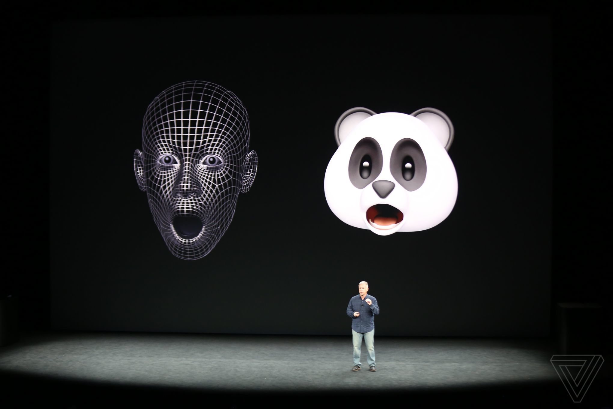 Begini animoji yang bisa berkaraoke di Iphone X