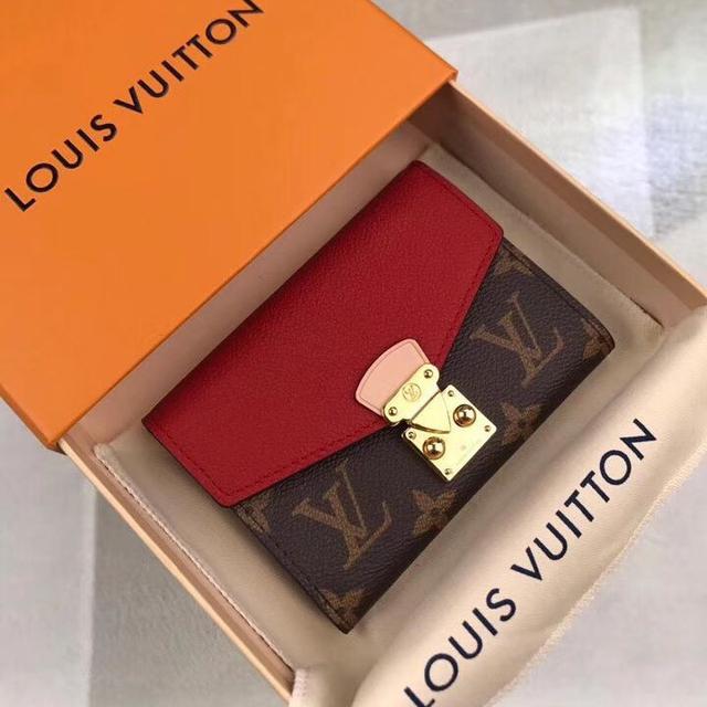 Jangan Kalah dengan Para Seleb! Miliki 10 Dompet Louis Vuitton