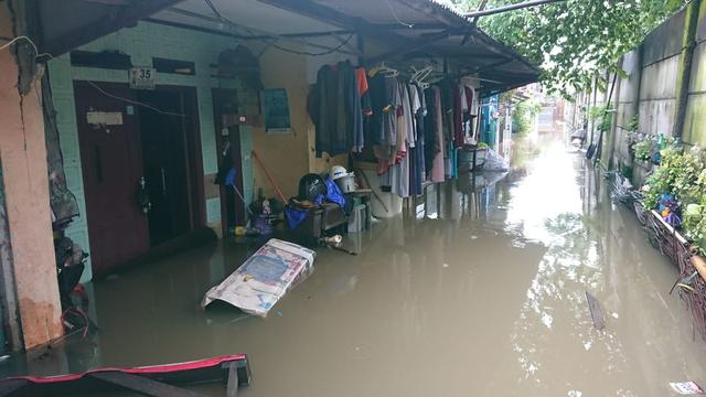 banjir-di-kota-bekasi-menjadi-55-titik-terbanyak-di-bekasi-barat