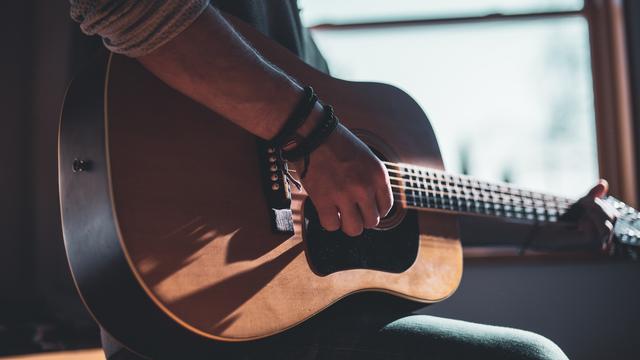 Bisa Main Gitar Karena Pramuka?