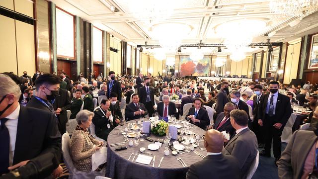 Hadiri dan Bicara di Forum IISS Singapura, Prabowo Banjir Pujian