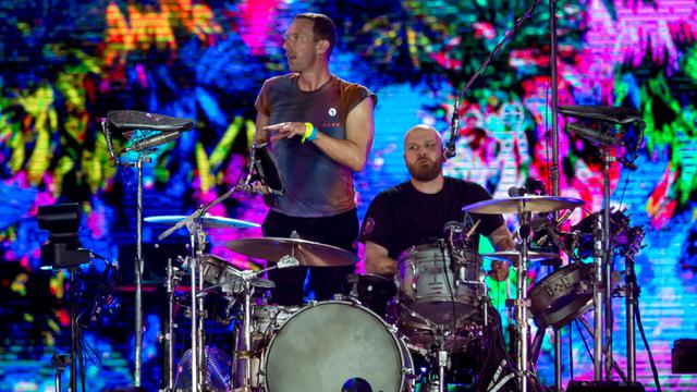 Coldplay Konser di Stadion Gelora Bung Karno, Caleg Golkar Bagi Tiket Gratis 