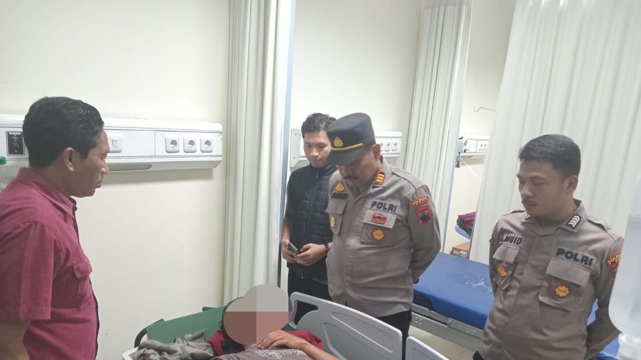 kepergok-keluar-dari-rumah-warga-maling-di-pati-nyaris-tewas-diamuk-massa-motornya