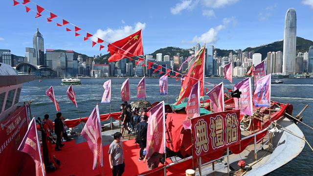 Dianggap Menghasut saat Melayat Ratu Elizabeth II, Seorang Pria Hong Kong Ditangkap