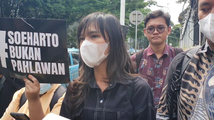 Alasan Koalisi Masyarakat Geruduk Rapat DPR: Kecam Fadli Zon soal Pemutihan Sejarah
