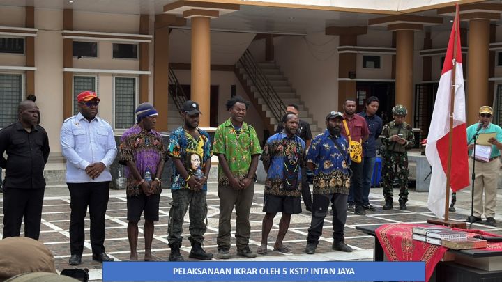 lima-tokoh-opm-kkb-intan-jaya-nyatakan-ikrar-kembali-ke-pangkuan-nkri