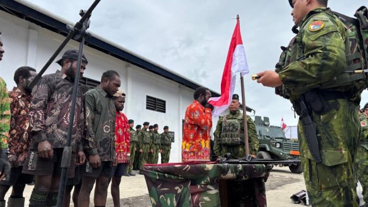 tni-bikin-7-anggota-opm-ikrar-setia-ke-nkri