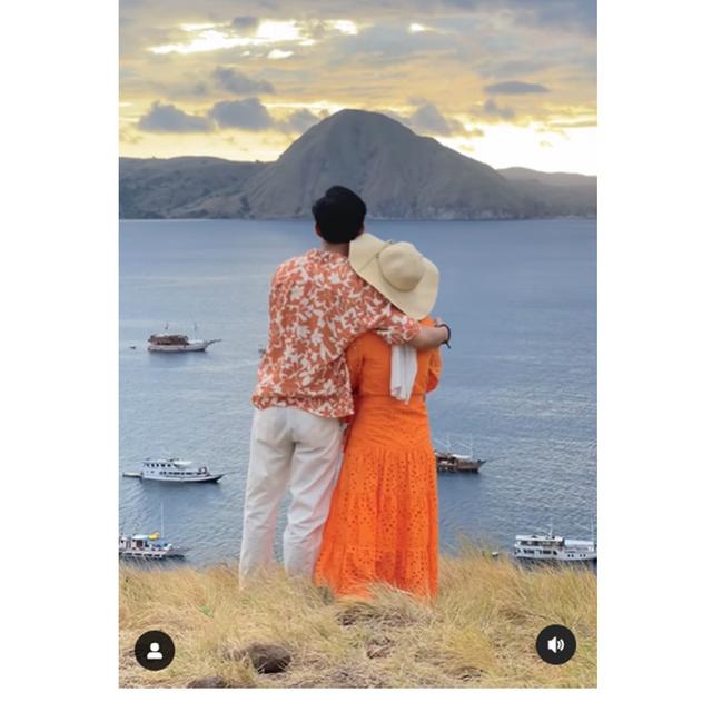 6 Potret Liburan Dinda Hauw dan Rey Mbayang di Labuan Bajo, Bak Honeymoon Kedua