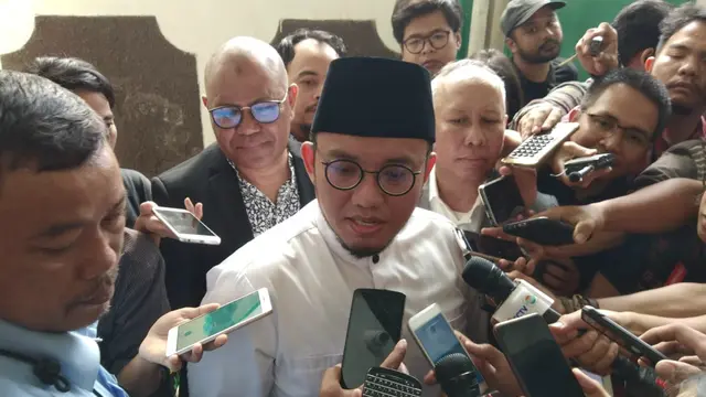 Dahnil Azhar: Banyak yang Tanya Penganiayaan Ratna Sarumpaet Hoaks atau Bukan