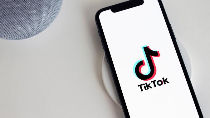 Tarik Tambang Pakai Fitur Vote, Ide Lomba 17 Agustus Online