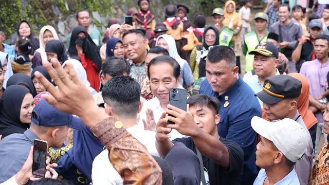 Kunjungi Desa Peron di Kabupaten Kendal, Jokowi Kagumi Produk Alpukat dan Gula Aren