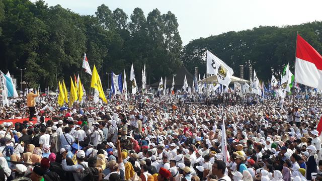 Ribuan Massa Padati Kampanye Prabowo-Sandiaga Uno di Tangerang