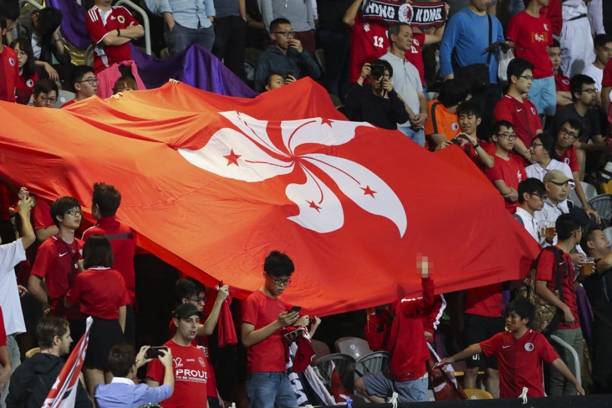 hong-kong-soccer-fans-turn-their-backs-and-boo-chinese-national-anthem