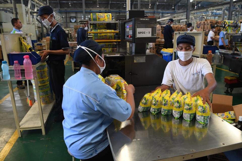 Khawatir Terinfeksi Corona, Buruh Desak Pengusaha Liburkan Pabrik