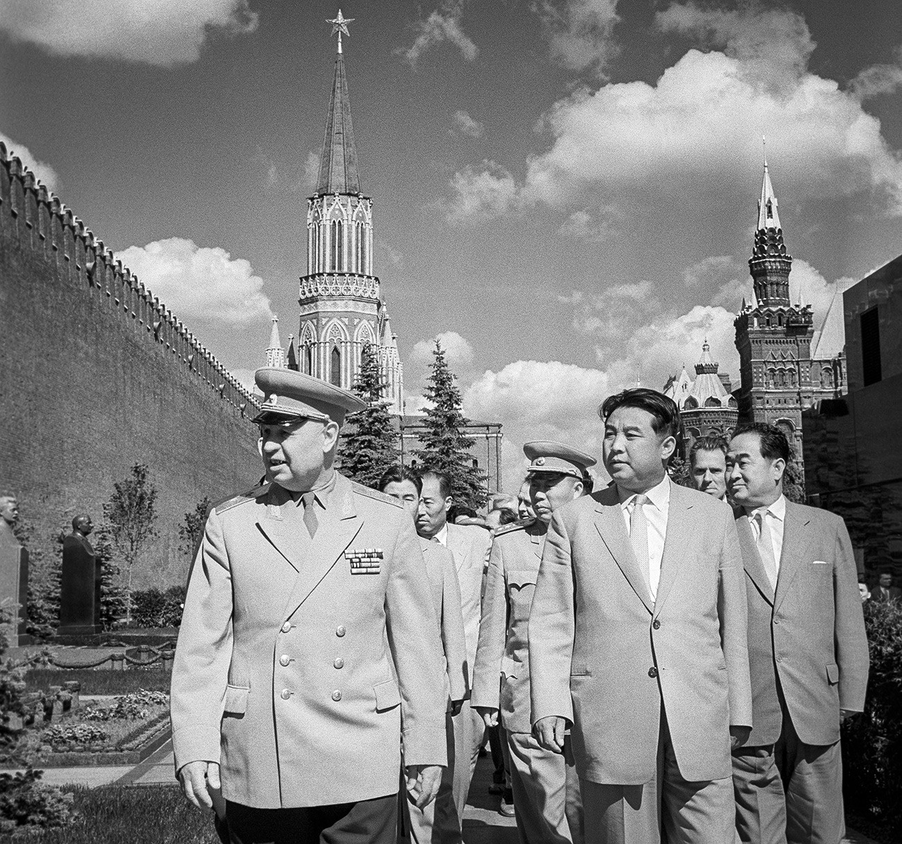 Bagaimana Uni Soviet Membentuk Pendiri Korea Utara Kim Il-sung?