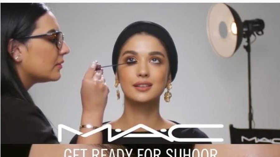 MAC Dikritik Warganet Gara Gara Buat Tutorial Make-up Sahur!