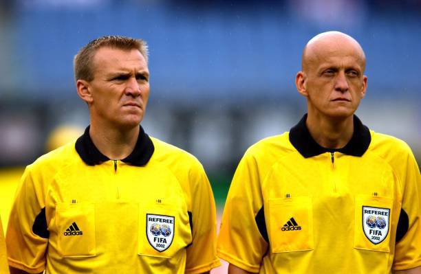 Pierluigi Collina - Semua Tunduk di Bawah Aura dan Tatapannya