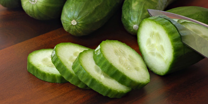 Wow ini 5 Manfaat Ajaib Mengkonsumsi Timun