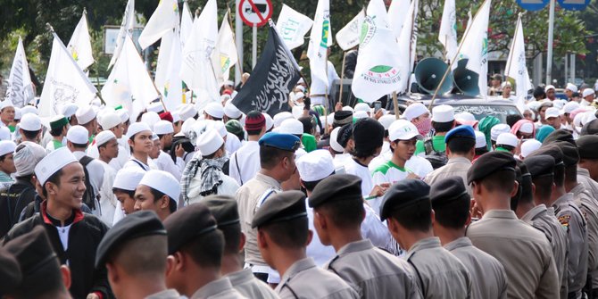 habib-rizieq-minta-kapolri-copot-kapolda-jabar-dan-kapolda-metro