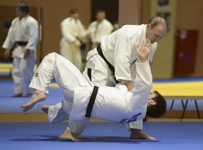 Kesamaan hobi macho antara Prabowo & Presiden Rusia Vladimir Putin
