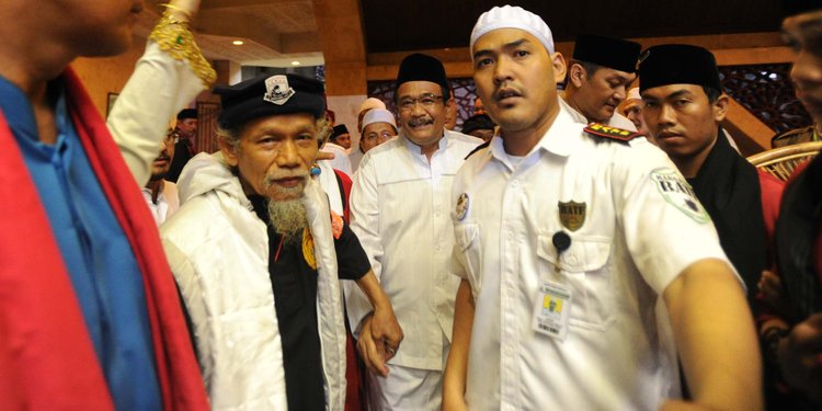 Djarot ditolak jemaah, Anies sebut jadi pemimpin jangan melecehkan