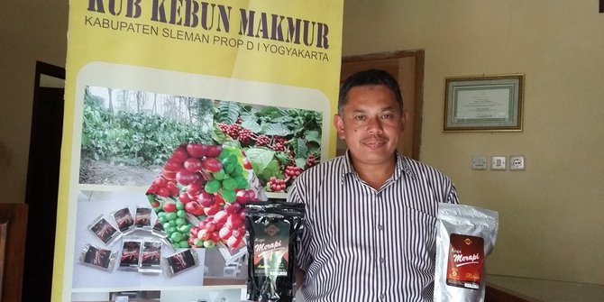 Menikmati Kopi, di Sisa Keganasan Merapi